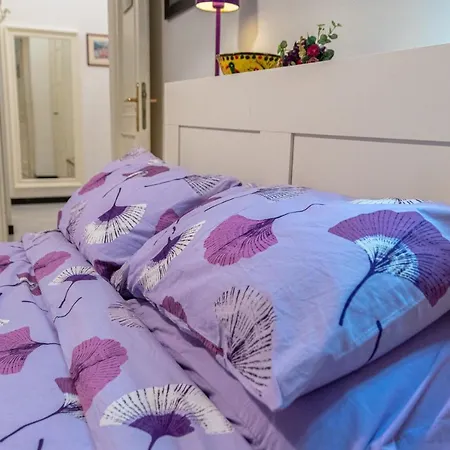 Centro Storico A Due Passi Dal Mare Con Ascensore Διαμέρισμα